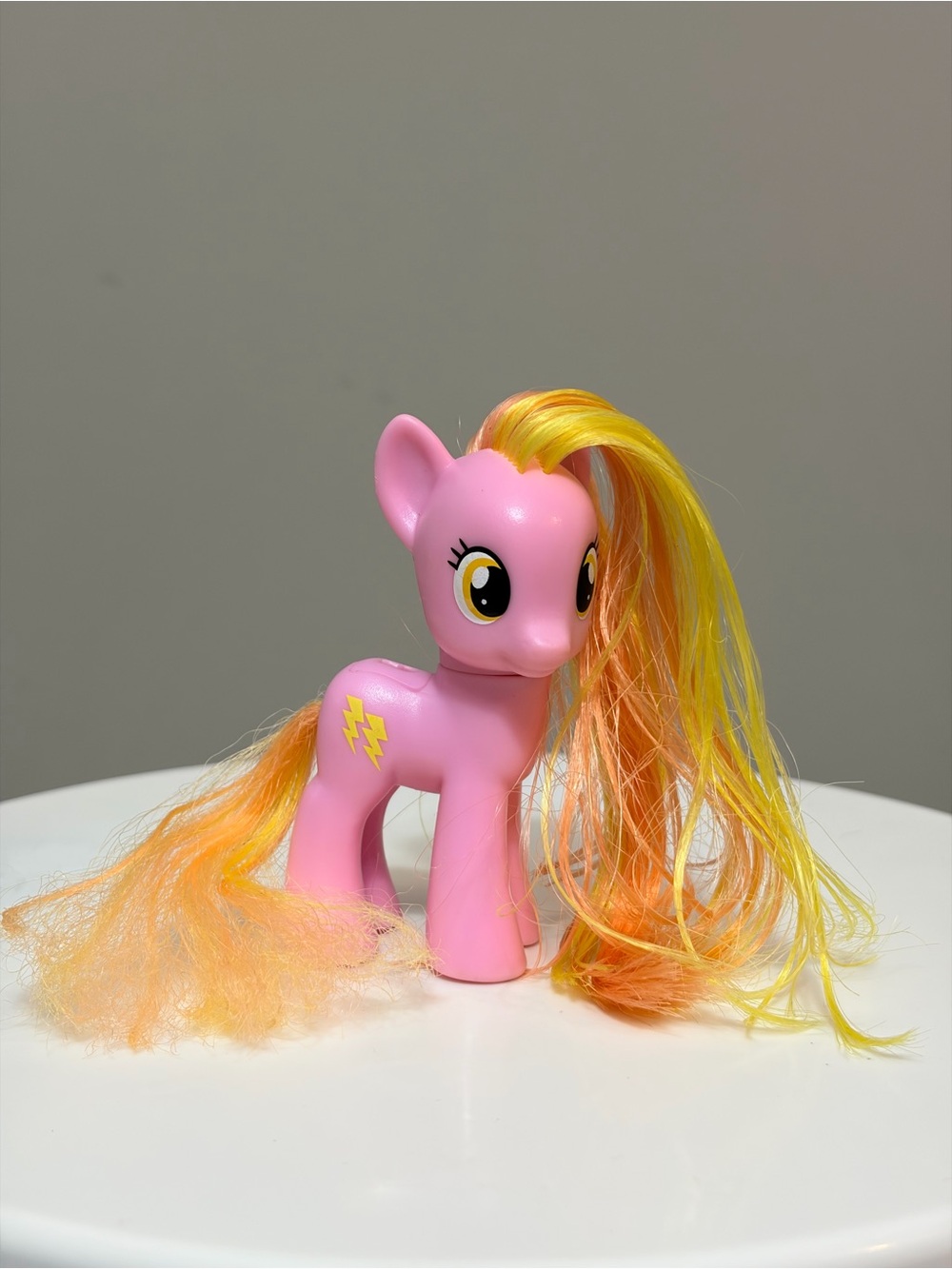 My Little Pony (2014) G4 - “Honey Rays” 3” Brushable Pony/Charm Wings Line